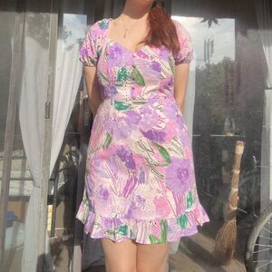 Chic Floral Mini Dress in Purple